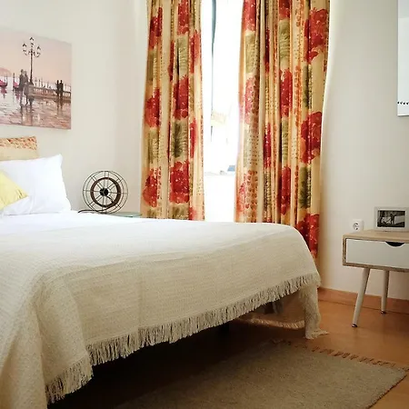 Hostel Family House Αβέιρο