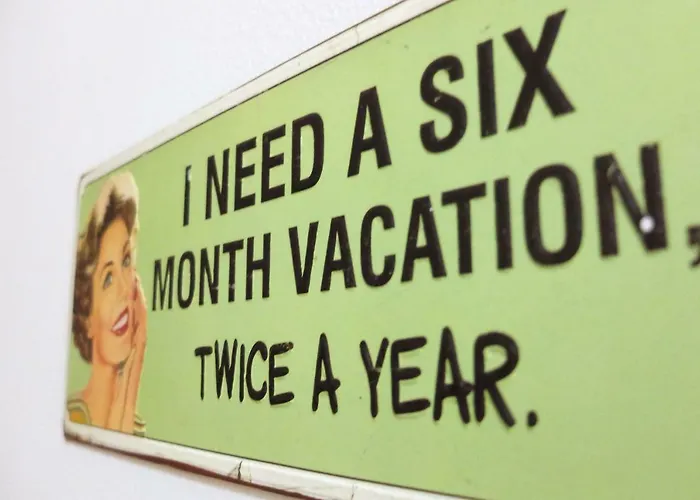 Family House * أفيرو